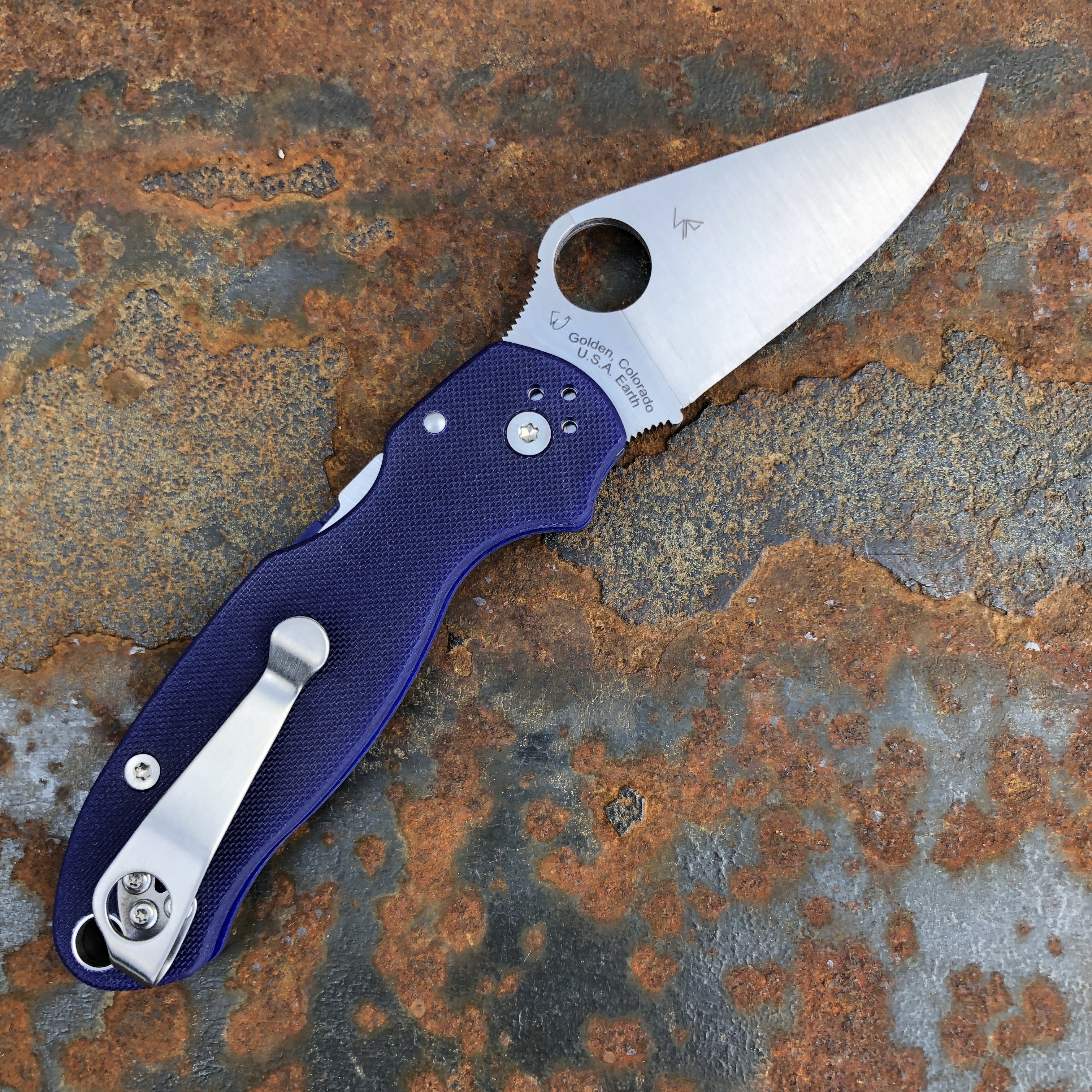 Spyderco Para 3 Dark Blue G10 Scales Satin S110V Blade (C223GPDBL